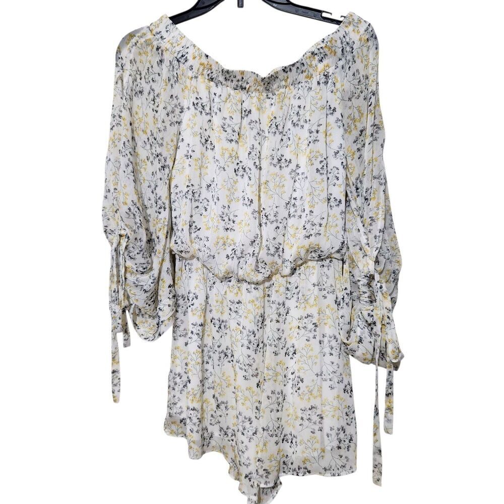 Sugar Lips Romper For Women Size Small White Floral Lined Open Sleeves.  New